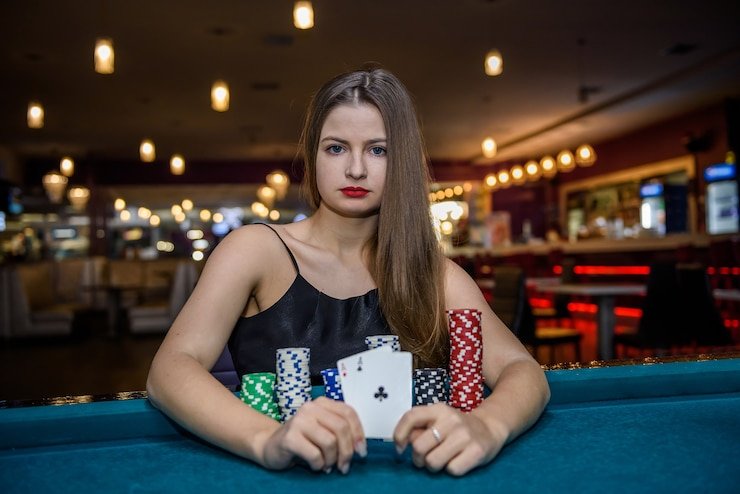 Free Bet Blackjack table interface on mpo007 login mobile app showing dealer upcard and player options